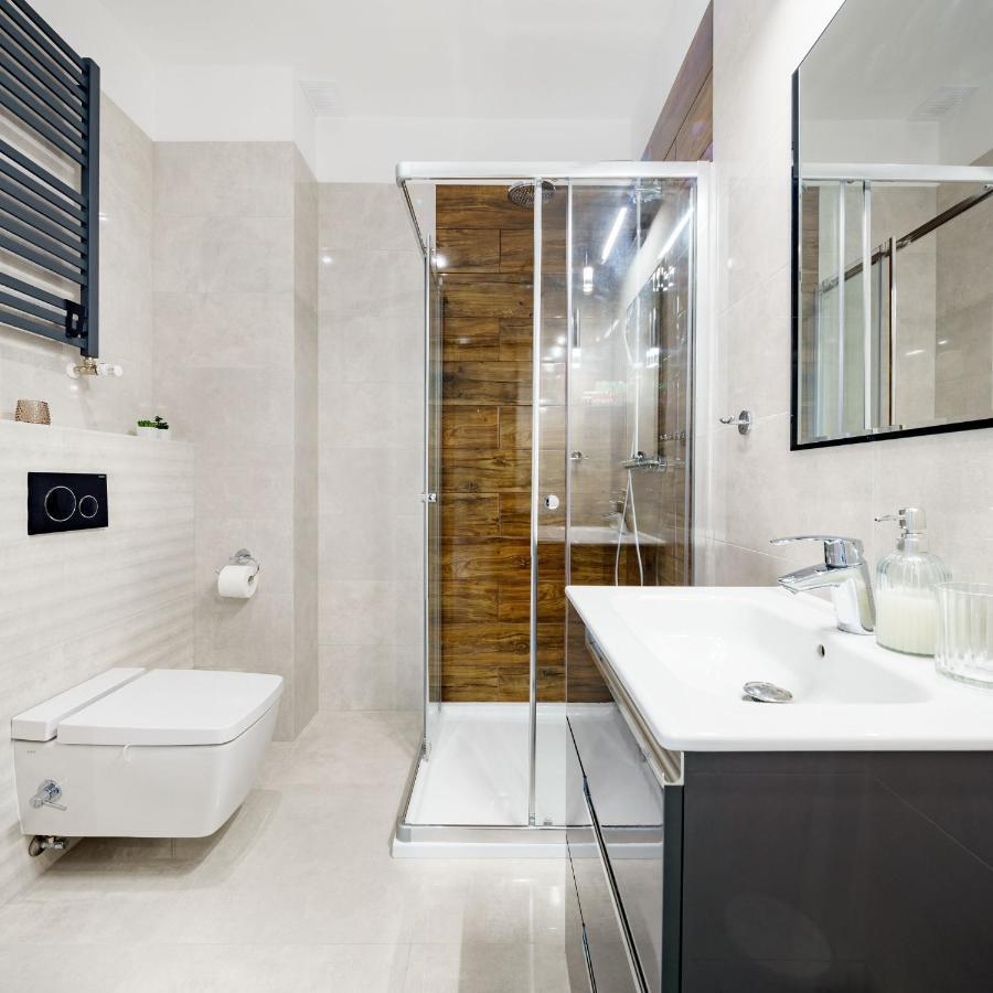 Apartament Gold Gardenia Dziwnow Exterior photo